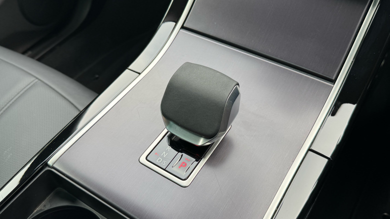 Land Rover Range Rover Evoque 2.0 D200 Edition 5dr Auto Diesel Hatchback